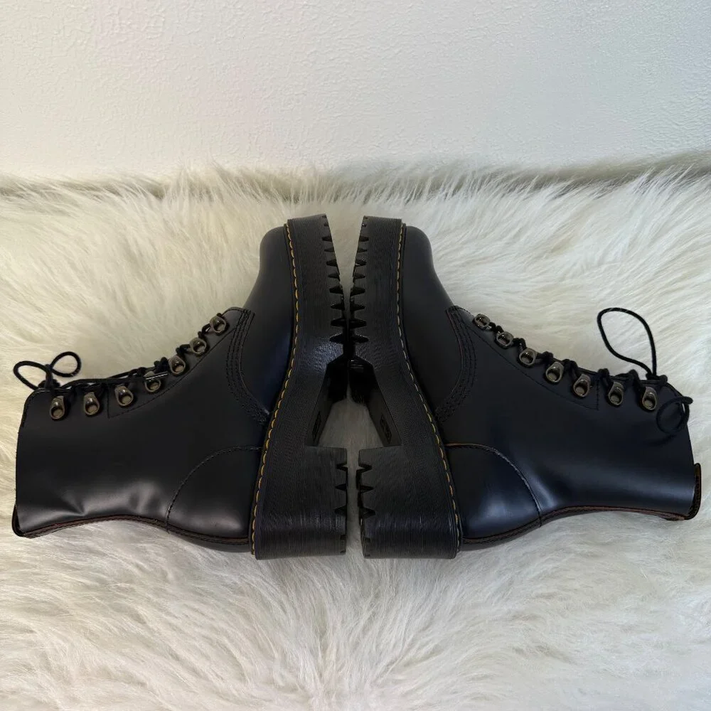 Dr. Martens Leona Platform Ankle Boots Size 6 Black Smooth Leather Heeled Boots
